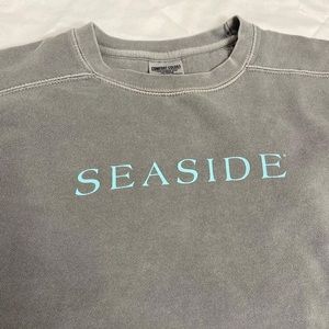 Seaside crewneck sweater